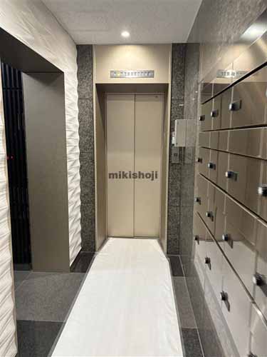 溜池山王葵ビル エレベーターホール1