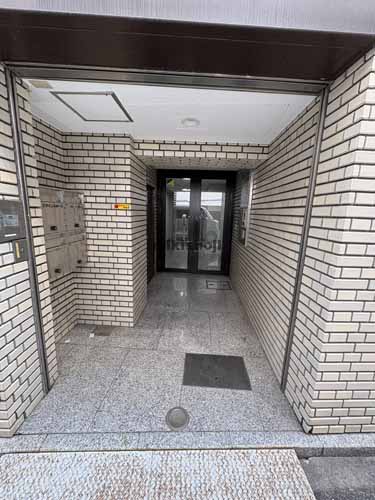 小伝馬町・大伝馬町の山城ビル エントランス1