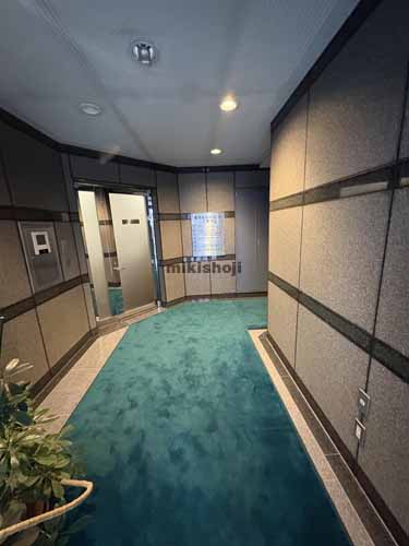 駿河台スカイビル エントランス1