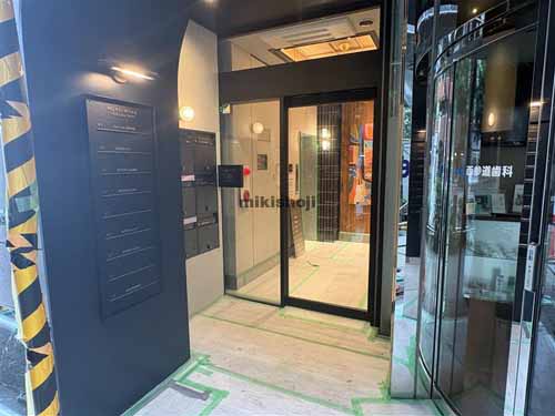 西新宿のＮＯＶＥＬ　ＷＯＲＫ　Ｓｈｉｎｊｕｋｕ　Ｗｅｓｔ エントランス1