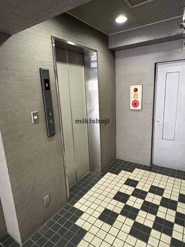 高田馬場のスタープラザ高田馬場 エレベーターホール2