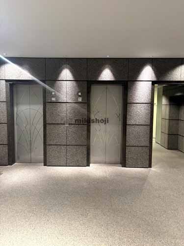 紀尾井町の泉館紀尾井町ビル エレベーターホール1