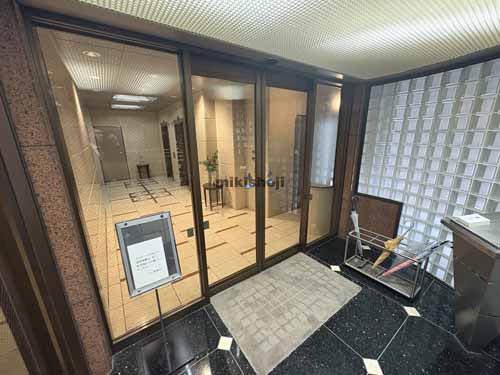 エミナビル エントランス1