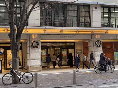 新東京ビル エントランス1