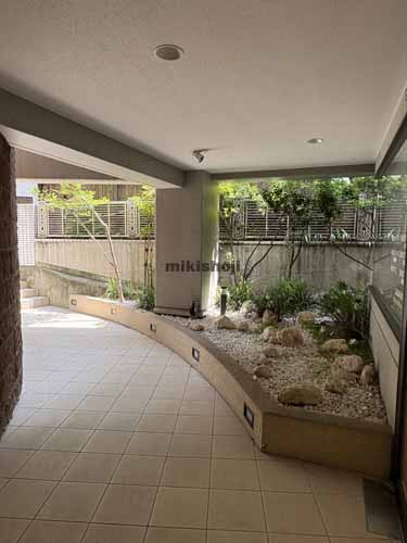 クオーレエビス エントランス3