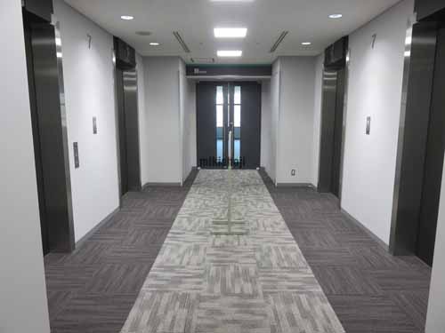 青海フロンティアビル エレベーターホール5