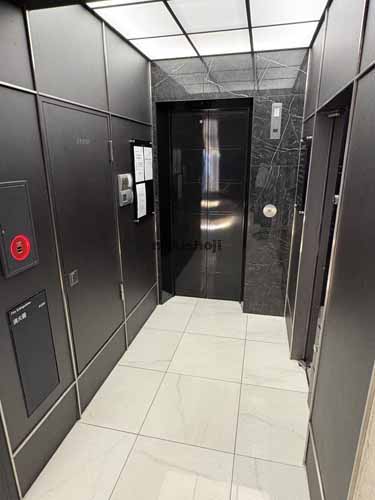 内藤町・大京町・左門町のガーデンクロス新宿御苑 エレベーターホール1