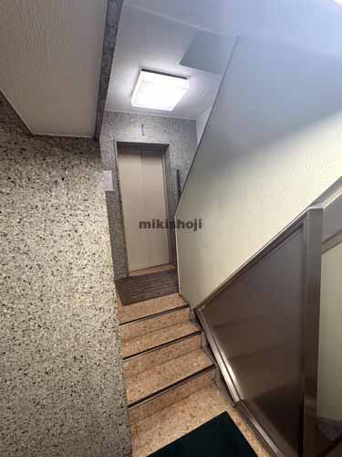 神田錦町・一ツ橋のＨＫパークビル エレベーターホール1