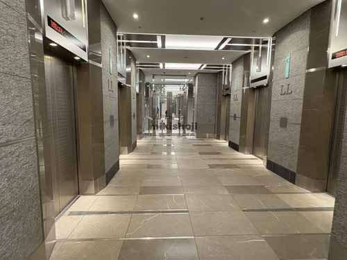六本木ヒルズ森タワー エレベーターホール1