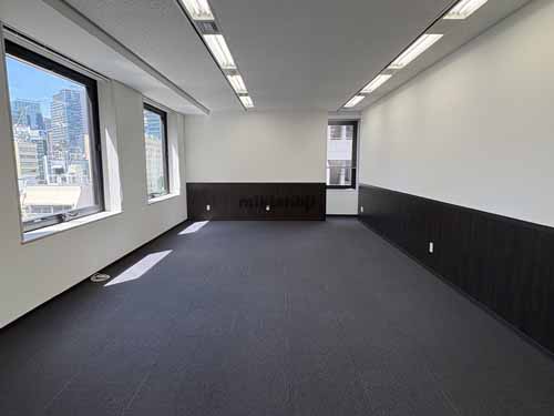 日本橋室町のクアトロ室町ビル 居抜き室内1