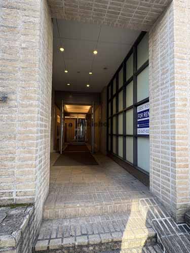 ＥＢＩＳＵ－ＷＥＳＴ エントランス1