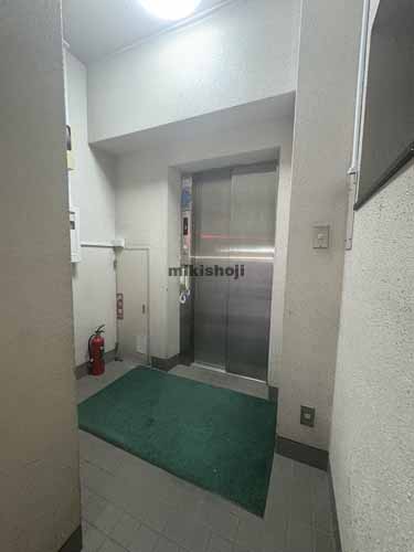 エクセル麹町ビル エレベーターホール1