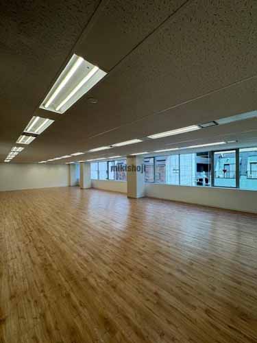 ＋ＳＨＩＦＴ　ＴＳＵＫＩＪＩ 貸室内2