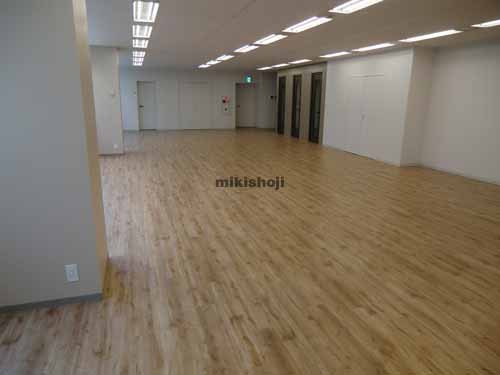 ＋ＳＨＩＦＴ　ＴＳＵＫＩＪＩ セットアップ室内2