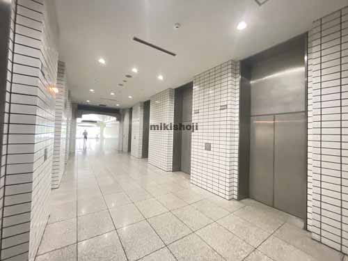 日立大森第二ビル エレベーターホール1