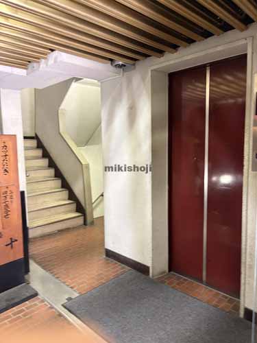 さくらビル エレベーターホール1