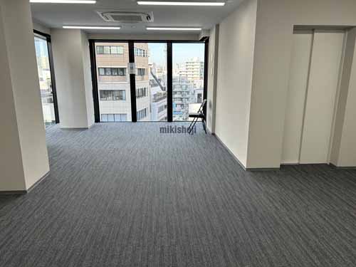 ＣＯＮＮＥＣＴ　ＳＱＵＡＲＥ　ＴＯＹＯＣＨＯ 貸室内2