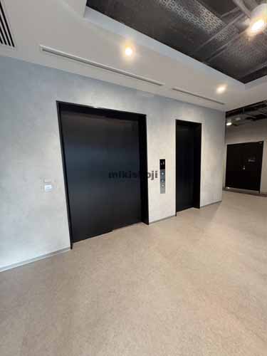 ＫＯＩＬ　ＢＡＳＥ エレベーターホール1