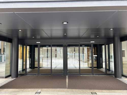 プライムタワー新浦安 エントランス2