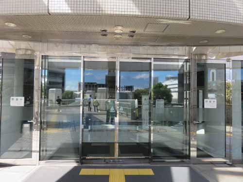 ワールドビジネスガーデン（Ｍａｒｉｖ　Ｅａｓｔ） エントランス1