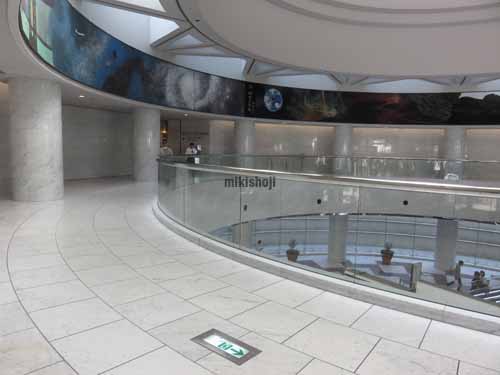 ワールドビジネスガーデン（Ｍａｒｉｖ　Ｅａｓｔ） エントランス3