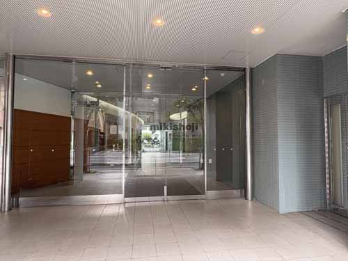 千葉ウエストビル エントランス1