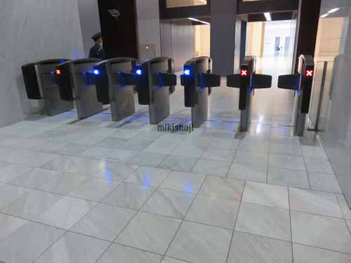 ｍ　ＢＡＹ　ＰＯＩＮＴ　幕張 エントランス4